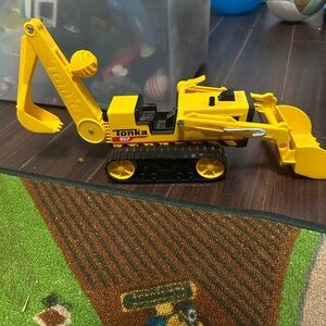 Tonka Yellow Construction Excavator